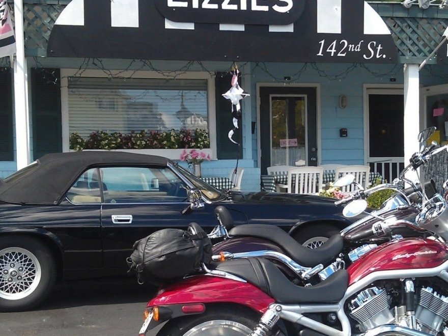 Lizzie's Cafe & Bistro 142nd St.