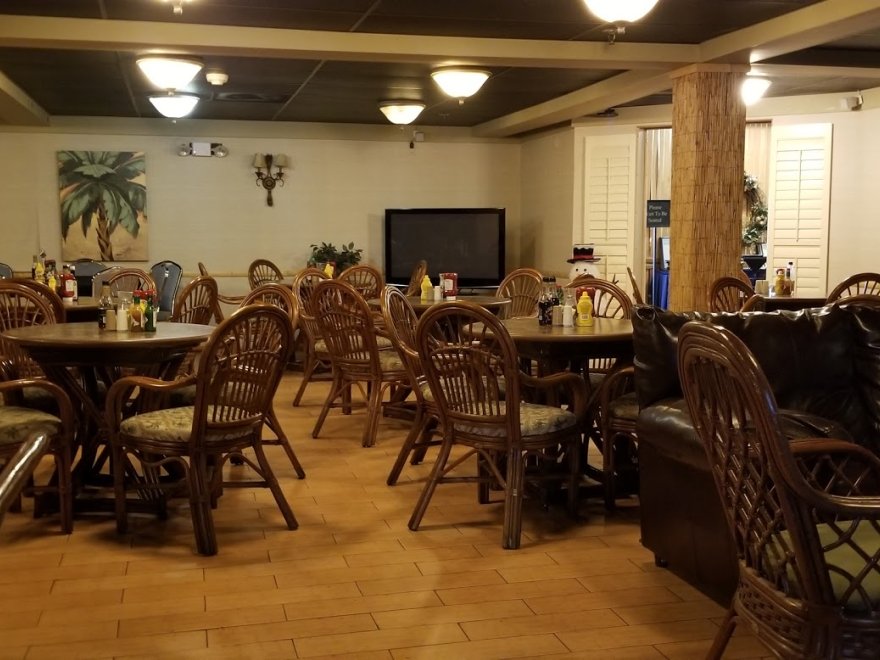 Bamboo Lounge Bamboo Lounge