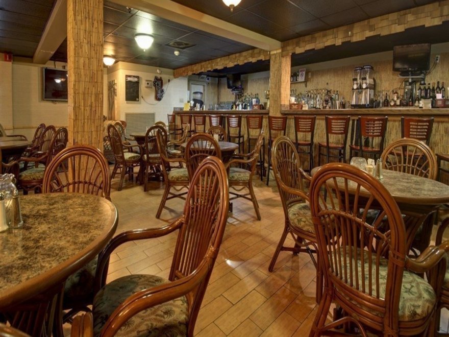 Bamboo Lounge Bamboo Lounge